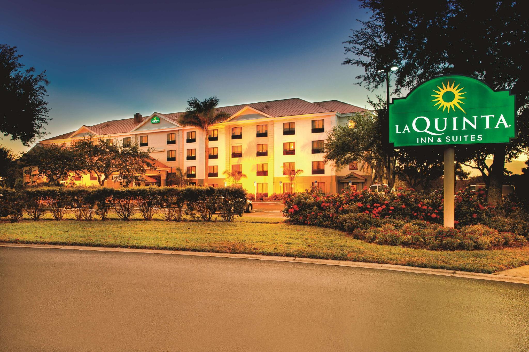 Hotel La Quinta By Wyndham Bonita Springs Naples North Extérieur photo