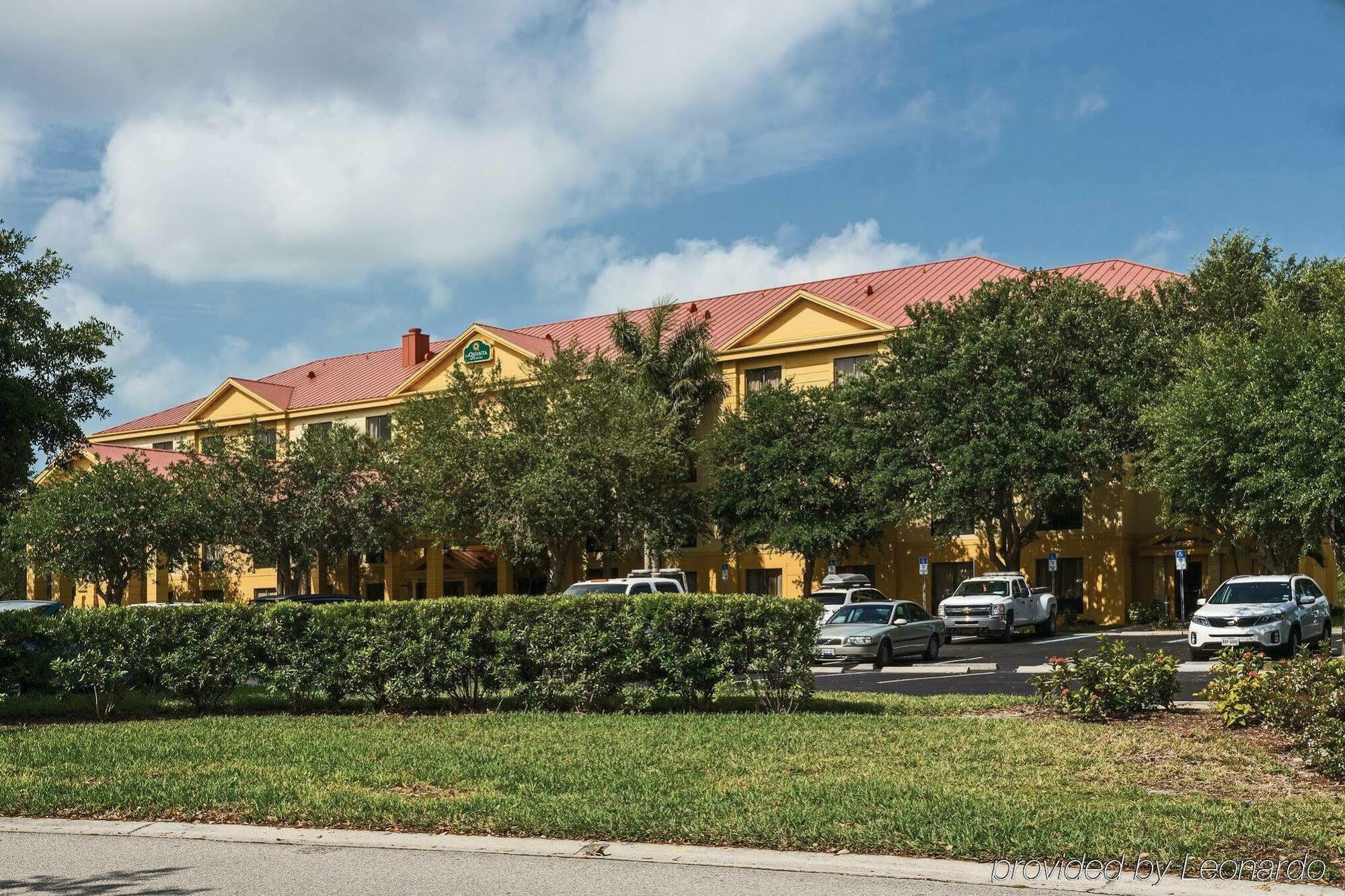 Hotel La Quinta By Wyndham Bonita Springs Naples North Extérieur photo